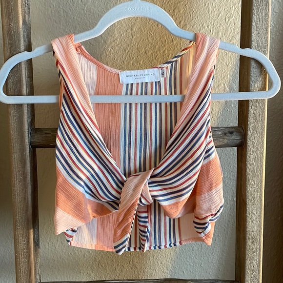 Stripped linen tie top - Picture 1 of 4